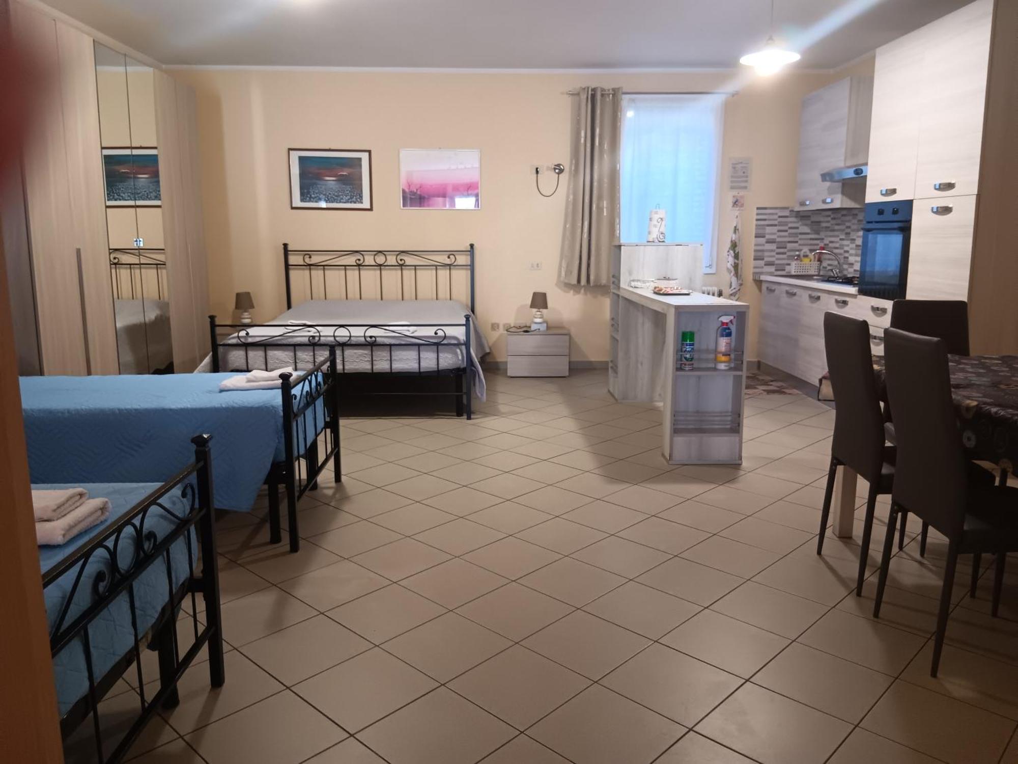 Casa Vacanze Iris, Appartamento Turistico Rávena Exterior foto